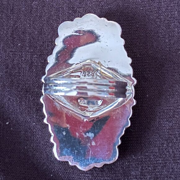 Sterling Silver 925 Ring. Turquoise with matrix stone surrounded by 16 stones. - Picture 4 of 4